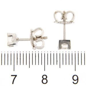 AUCOCOR008589_4-1